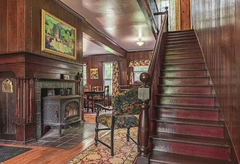 Bed and Breakfast Black Mountain Inn