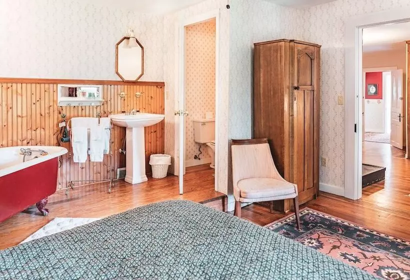 Bed and Breakfast Black Mountain Inn