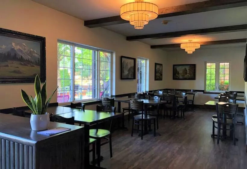 تختخواب و صبحانه Blue Elk Inn