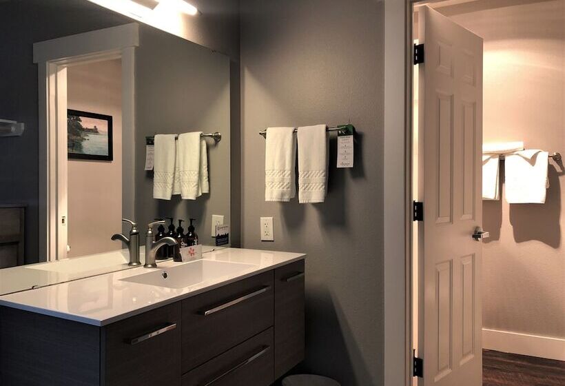 مبيت وإفطار Blue Elk Inn