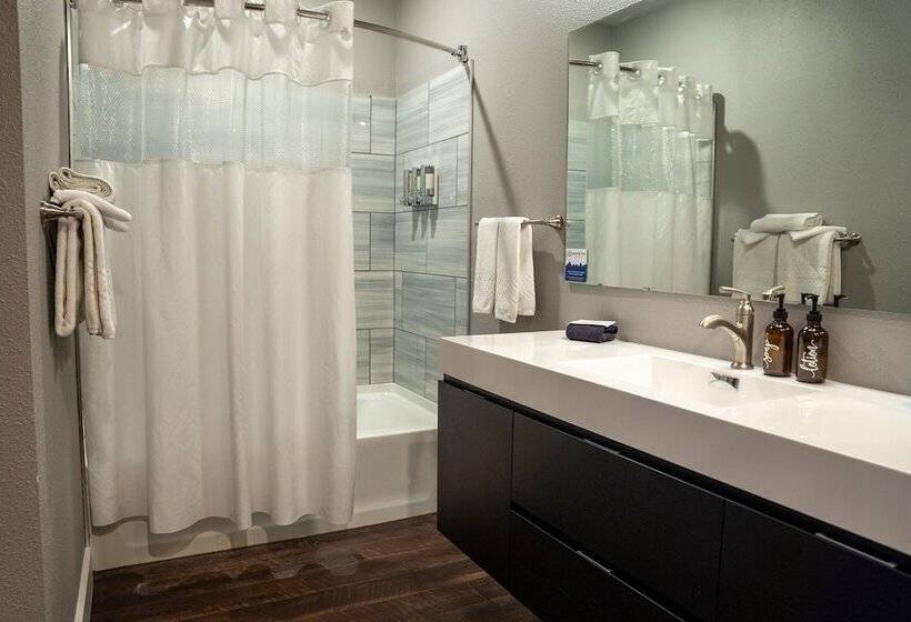 مبيت وإفطار Blue Elk Inn