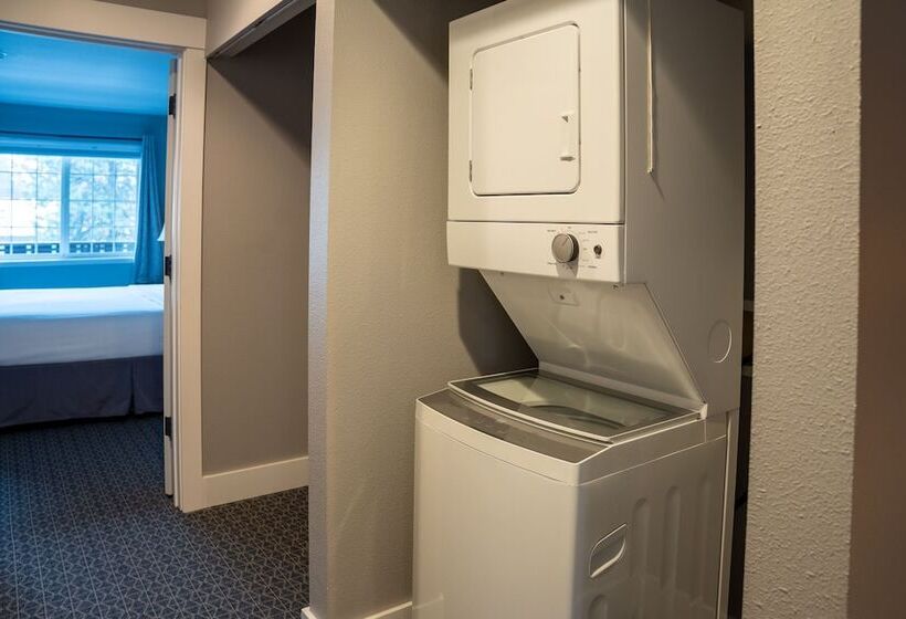 مبيت وإفطار Blue Elk Inn