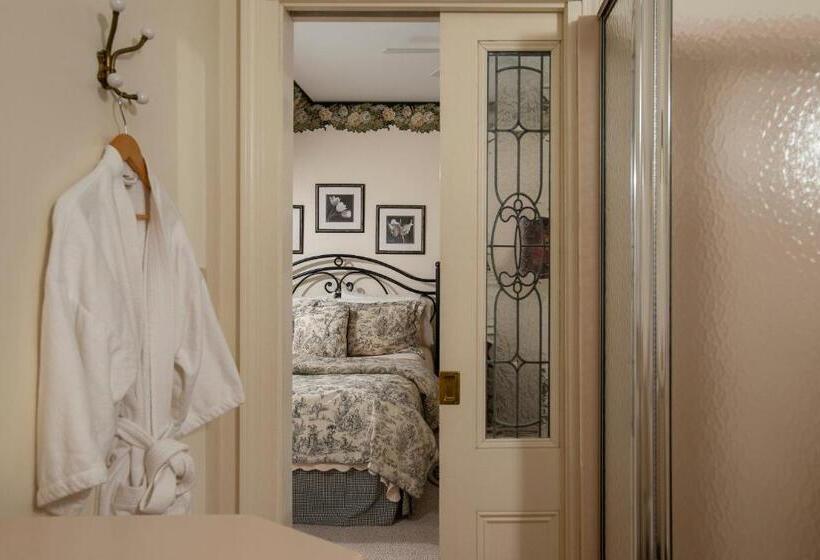 مبيت وإفطار Camden Maine Stay Inn