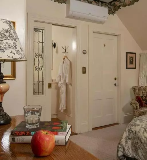 Bed & Breakfast Camden Maine Stay Inn