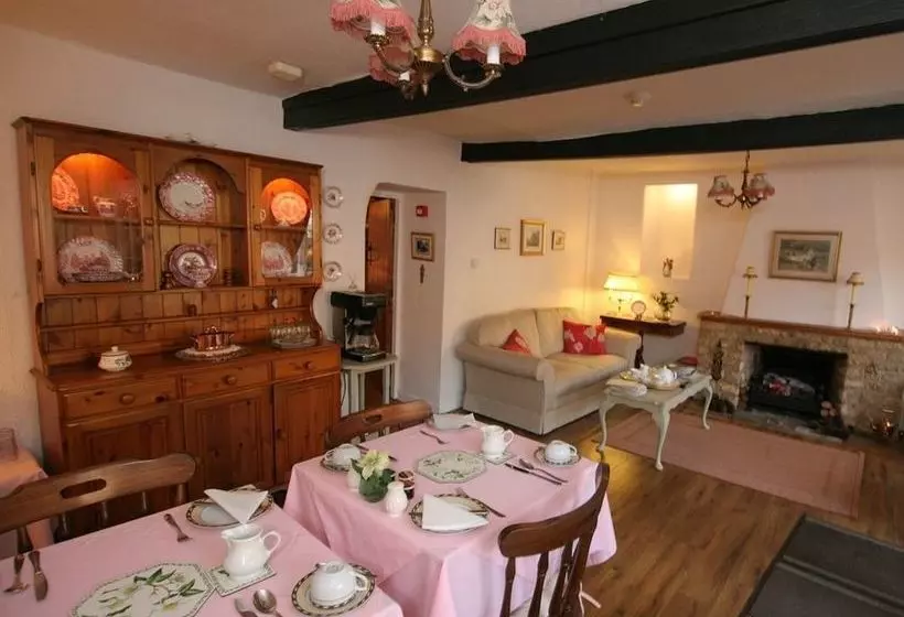 住宿加早餐  Cross Keys Cottage - Guest House