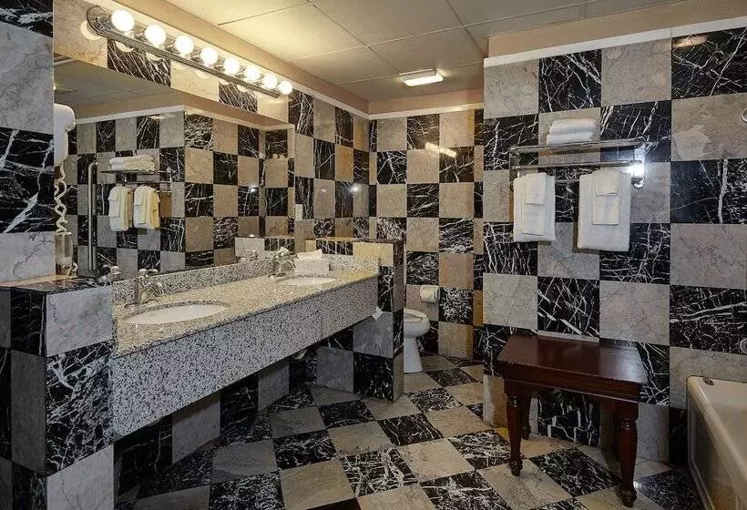 تختخواب و صبحانه Ocean Inn & Suites