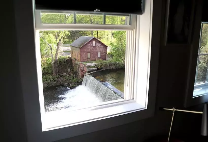 住宿加早餐 Old Mill Inn