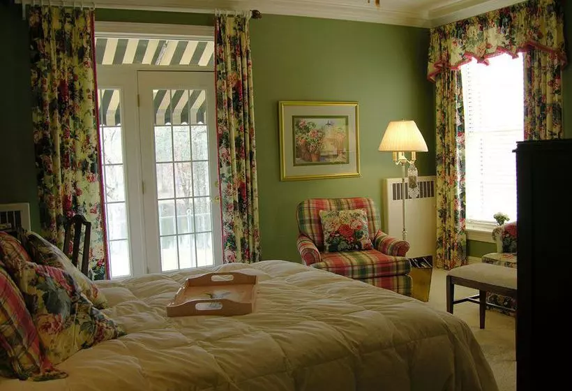 Bed and Breakfast Ruby Lodge At Spring Lake Woods