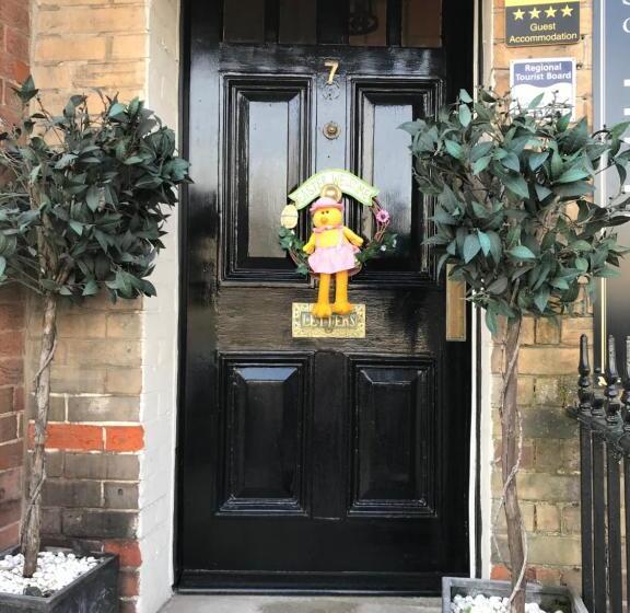 Bed and Breakfast St John's Guest House