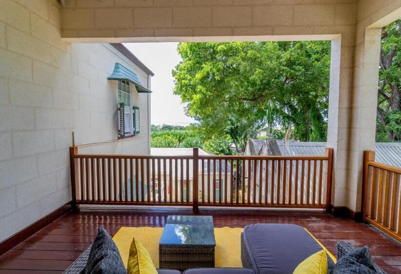 تختخواب و صبحانه Sweetfield Manor