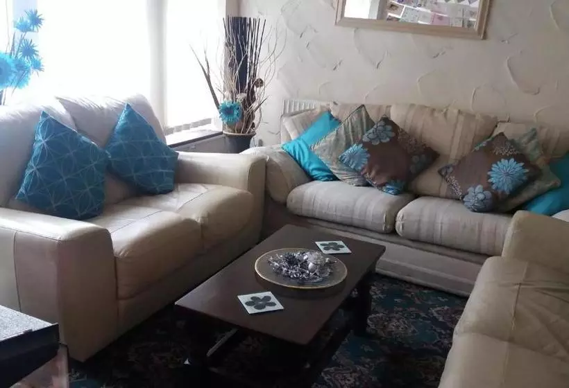 Bed and Breakfast The Falcon