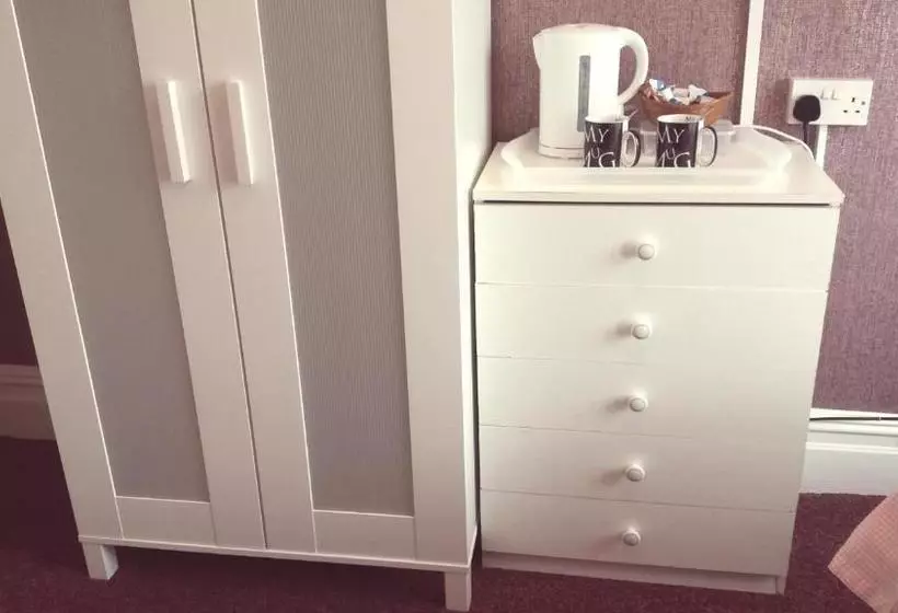 Bed and Breakfast The Falcon