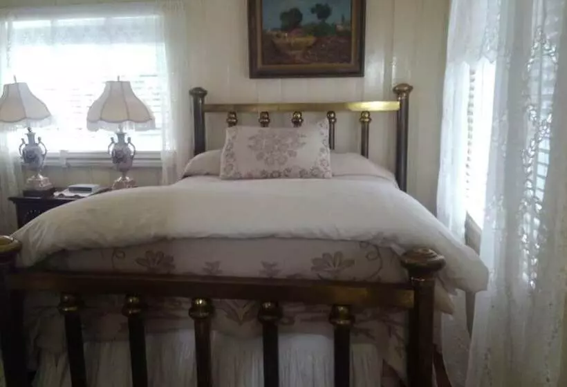 צימר The Inn At Brevard