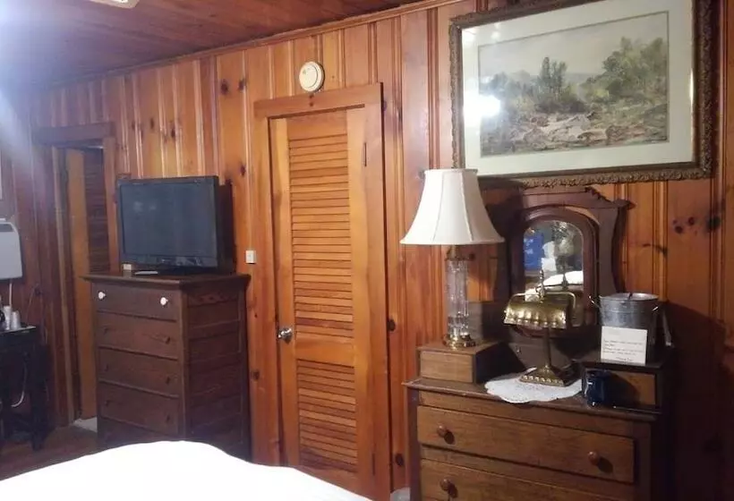צימר The Inn At Brevard
