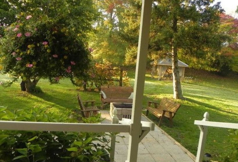 The Pines Of Dresden B&b