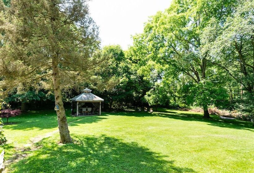 The Pines Of Dresden B&b