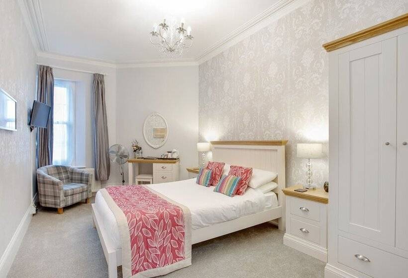 ベッドアンドブレックファースト Trelawney Hotel Guest House