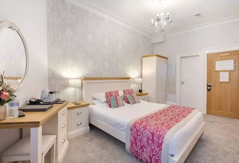 ベッドアンドブレックファースト Trelawney Hotel   Guest House