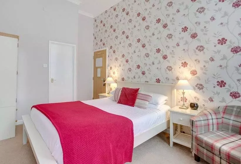 ベッドアンドブレックファースト Trelawney Hotel   Guest House