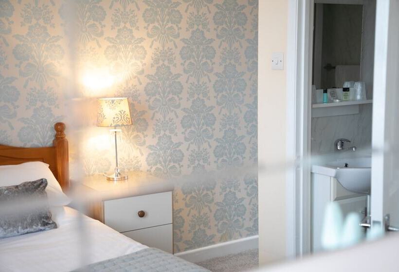 ベッドアンドブレックファースト Trelawney Hotel Guest House