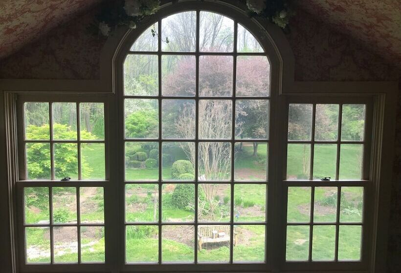 Bed and Breakfast Wild Wisteria