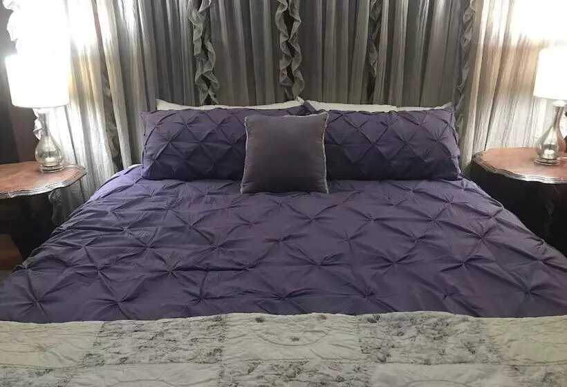 住宿加早餐  Wild Wisteria