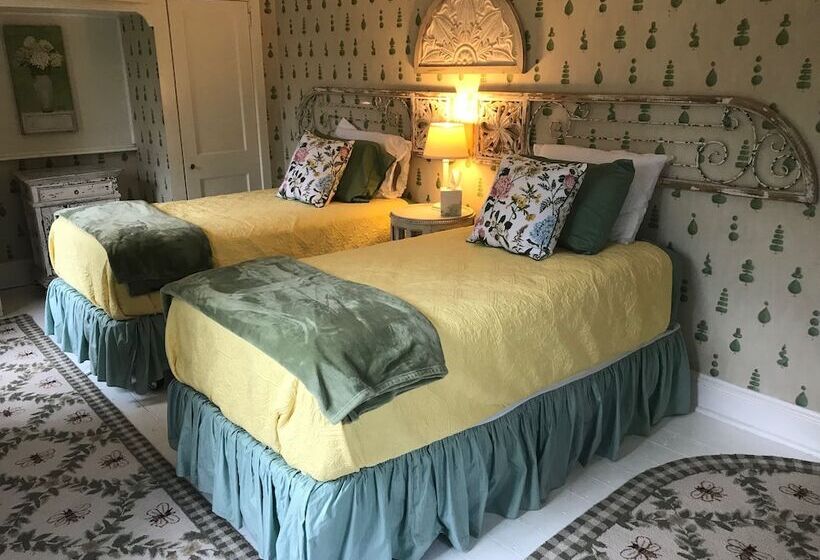 Bed and Breakfast Wild Wisteria