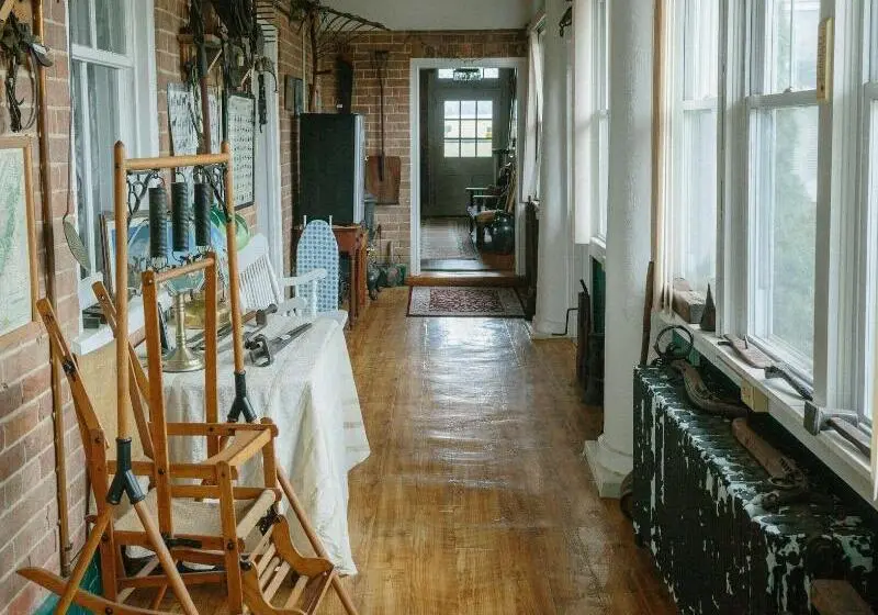 Cave Hill Farm Bed & Breakfast