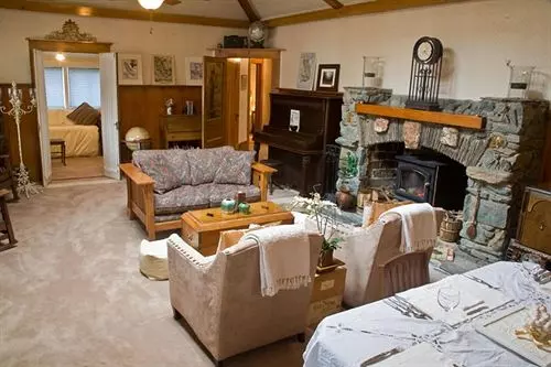 Cooper House Bed & Breakfast Inn