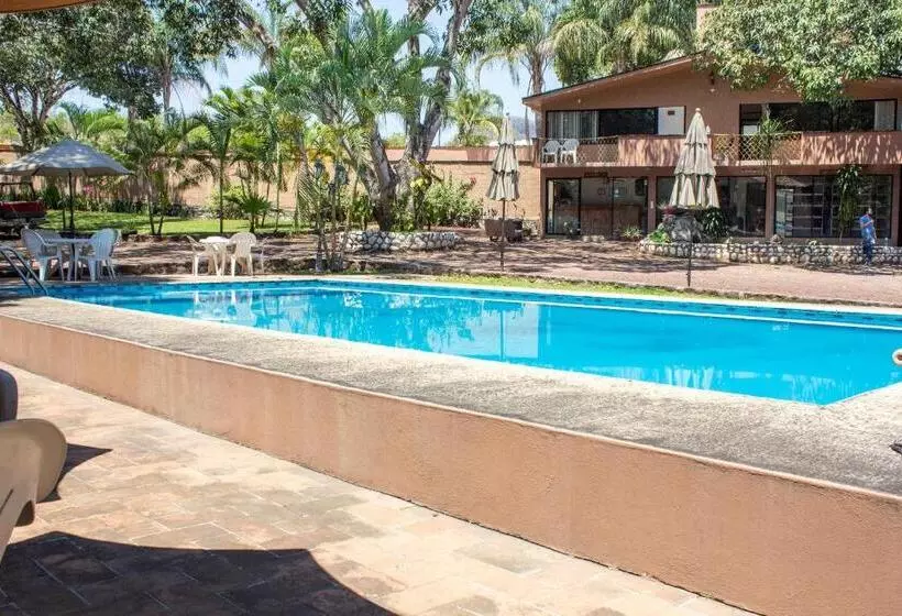 Cotlamani Hotel Aventura