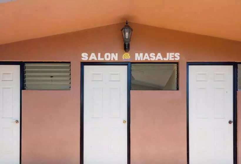 Cotlamani Hotel Aventura