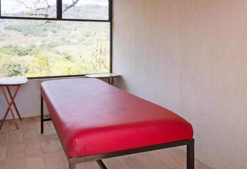 Cotlamani Hotel Aventura