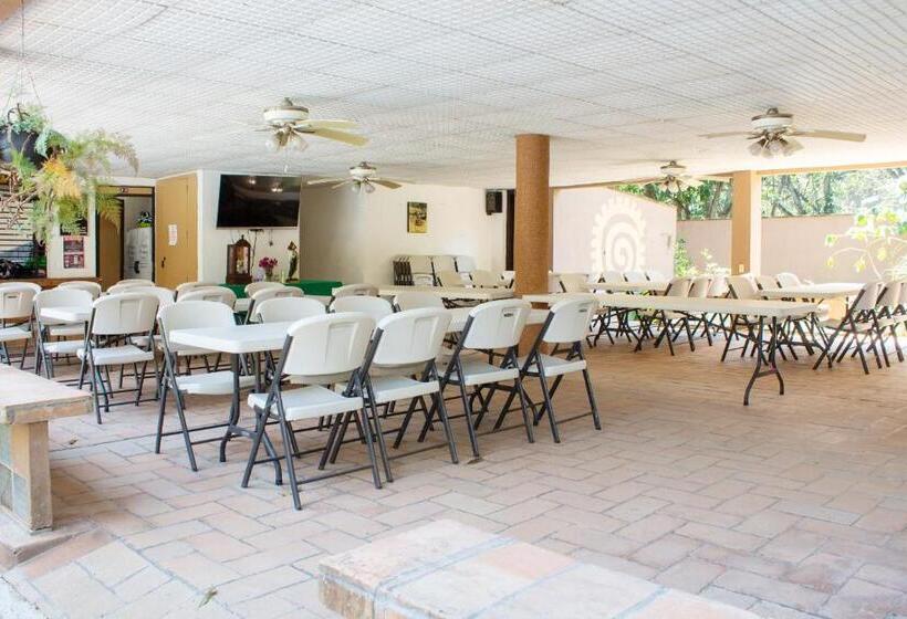 Cotlamani Hotel Aventura