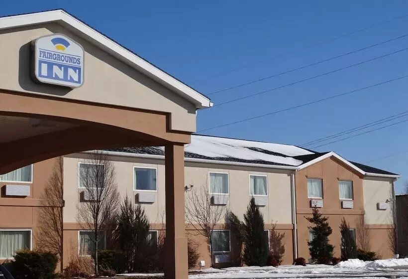 ホテル Fairgrounds Inn