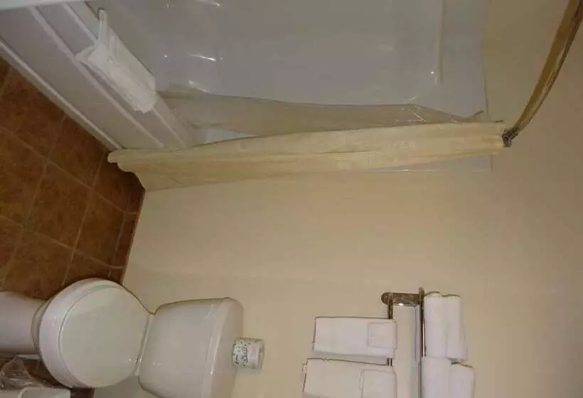 ホテル Fairgrounds Inn