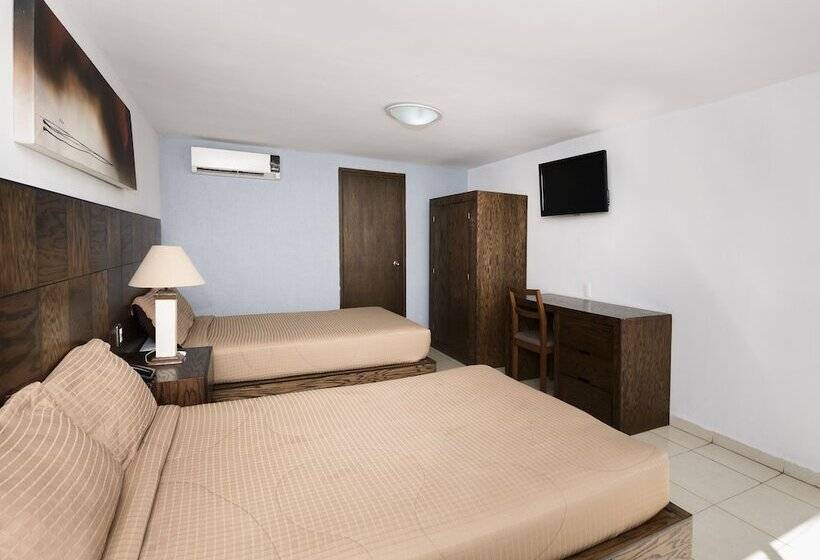 هتل Jm Ejecutivo Celaya,centro Histórico