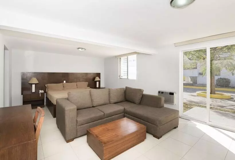 فندق Jm Ejecutivo Celaya,centro Histórico