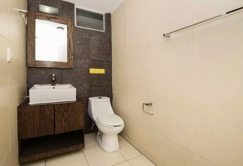 فندق Jm Ejecutivo Celaya,centro Histórico