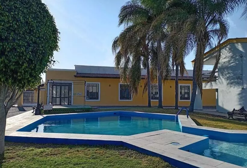 فندق Jm Ejecutivo Celaya,centro Histórico