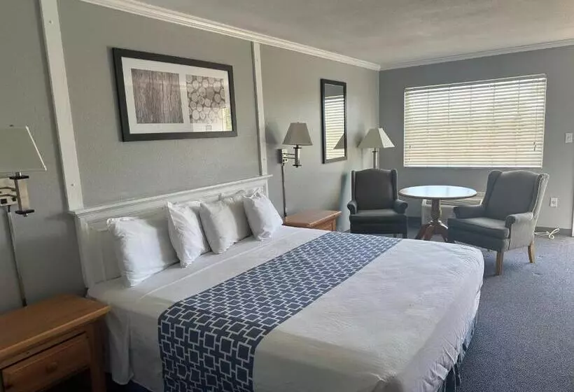 هتل The Land O Nod