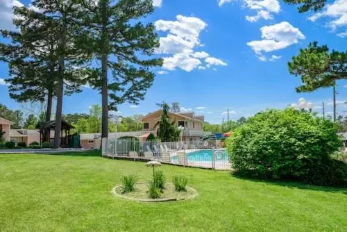 هتل The Land O Nod