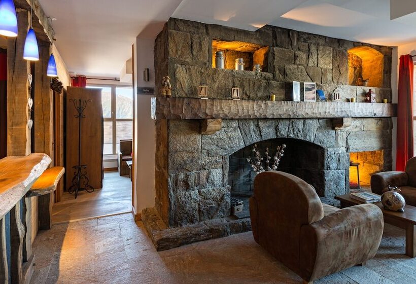 בית מלון כפרי Résidence Lagrange Vacances Les Chalets De L Adet