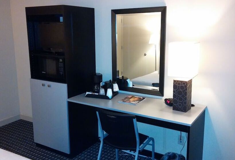 בית מלון כפרי Sole Inn And Suites