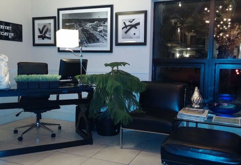 בית מלון כפרי Sole Inn And Suites