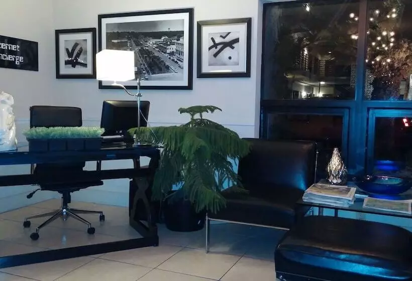 Hotelli Sole Inn And Suites