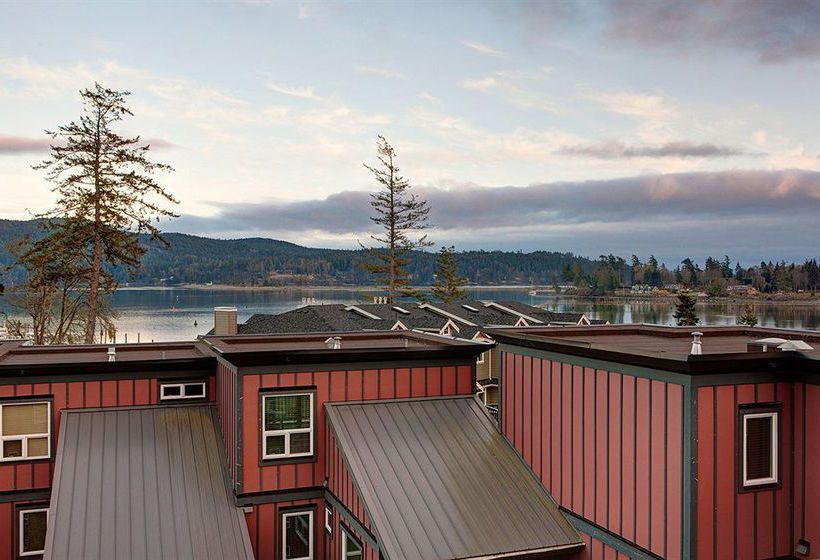 Otel Sooke Harbour Resort & Marina