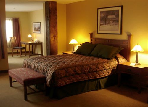 בית מלון כפרי The Red Mill Inn