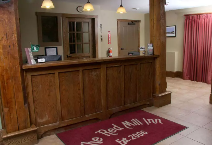 Hotel The Red Mill Inn