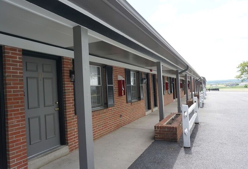 Мотель Harvest Drive Family Inn  Renovated Rooms