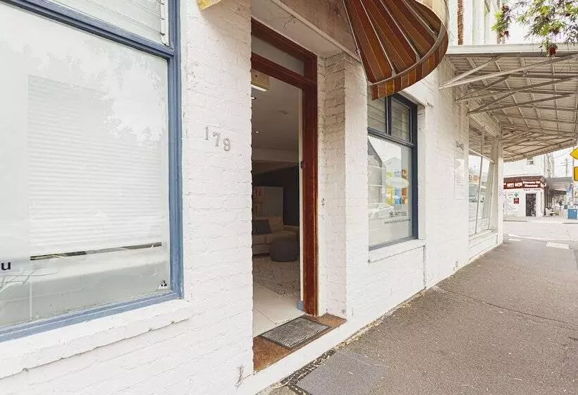 汽车旅馆 Manly Beach House